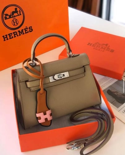M. شنطة Hermès