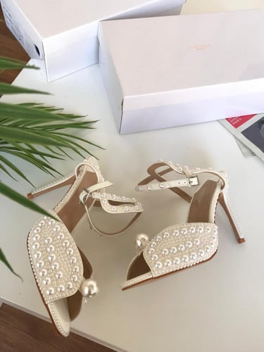 M. حذاء Jimmy Choo