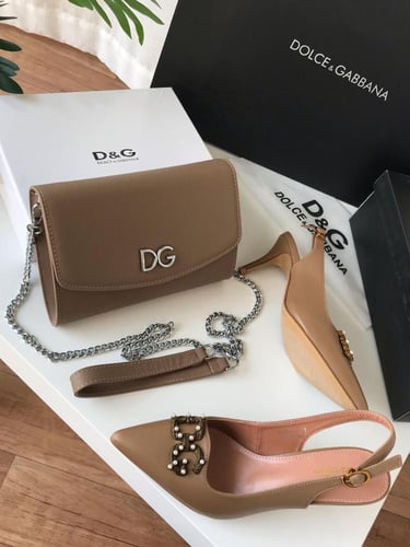 M. طقم Dolce & Gabbana