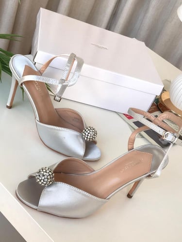 M. حذاء Jimmy Choo