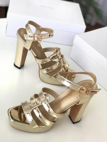 M. حذاء Jimmy Choo
