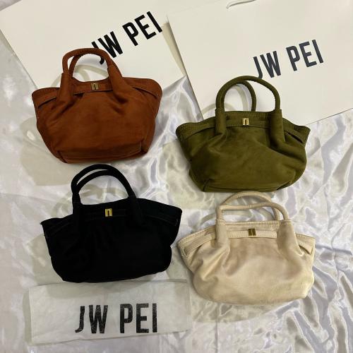 شنطة جي دبليو باي JW PEI