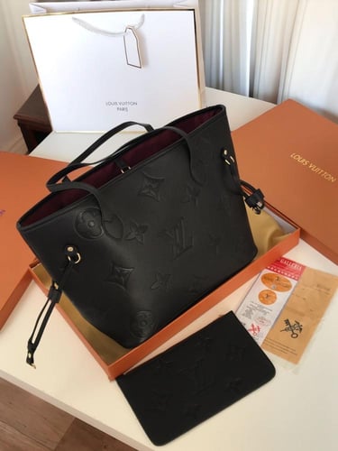 M. شنطة LOUIS VUITTON