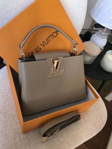 M. شنطة LOUIS VUITTON