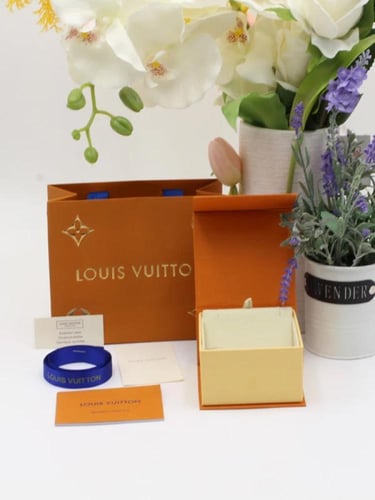 حلق لويس فيتون