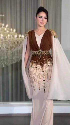 فستان سهره ملكي بتطريز يدوي فاخر