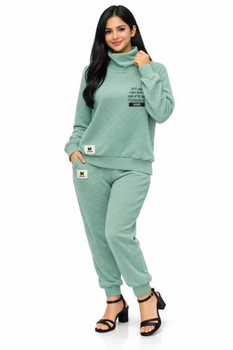 بجامة نسائية خضراء نعناع بسويت شيرت وبنطال مع جيوب...