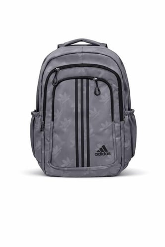 شنط ظهر Adidas رصاصي بنقشة عصرية وخطوط مميزة بتصمي...