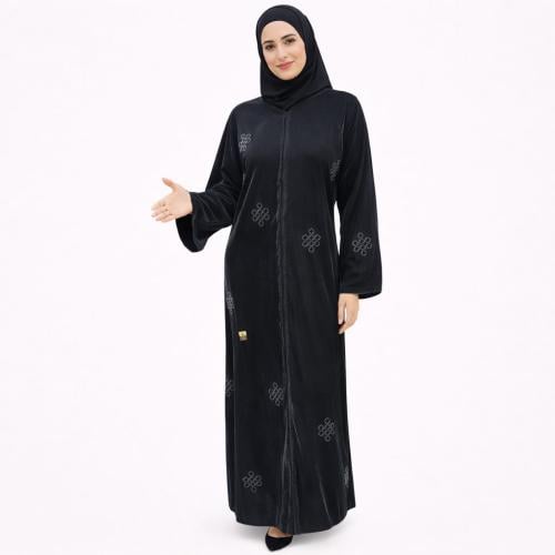 عباية نسائية سوداء بتطريز هندسي ناعم وقصة مستقيمة...