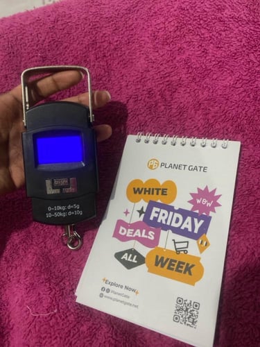 ميزان الأمتعة الرقمي بشاشة ال سي دي أسود