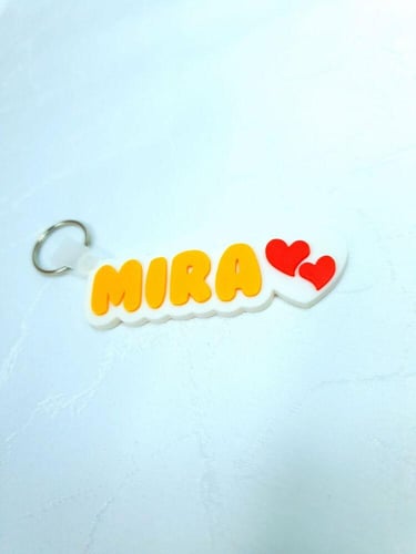 ميدالية مفاتيح ثلاثية الأبعاد مخصصة بالاسم