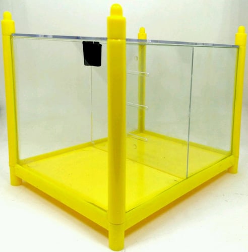 حوض أسماك الفايتر مقسم الى 4 اقسام