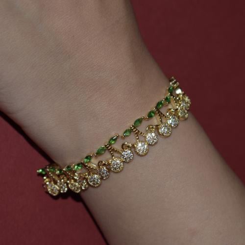White cherries bracelet