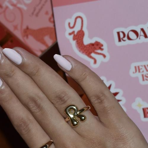 Letters bubble ring