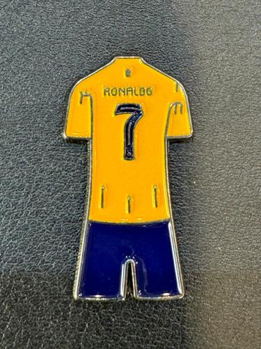 شعار- طقم كرستيانو