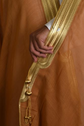 مشلح ملكي خاص ياباني لون بني فاتح غاط