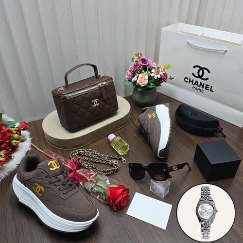 طقم هديه نسائيه فاخر