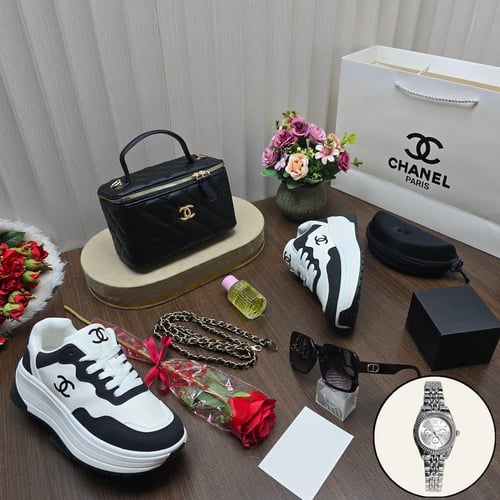 طقم هديه نسائيه فاخر