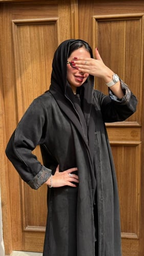 عباية (قماش شامواه)