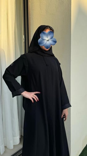 عباية عمليه قماش كريب