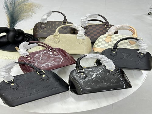 شنطة لويس فيتون _ أسود كتابه كبير