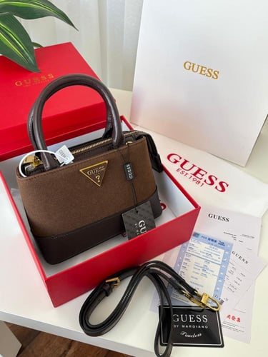 شنطة جيس _ بني كامل ذهبي