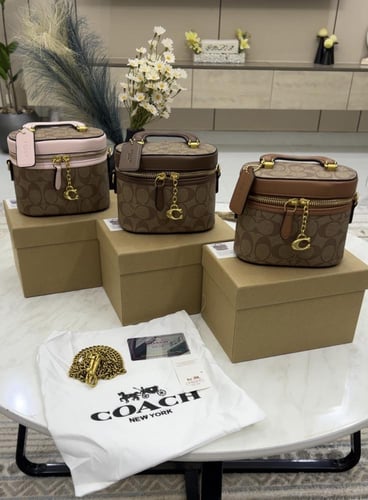 شنطة كوتش _ جملي ذهبي