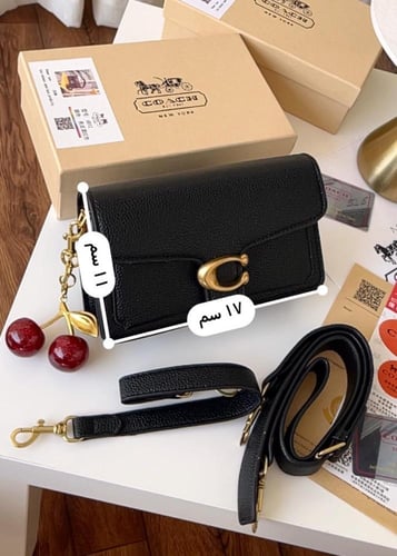 شنطة كوتش _ عنابي لمعه(حجم صغير)