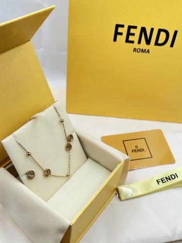 سلسال فندي مع جميع الملحقات