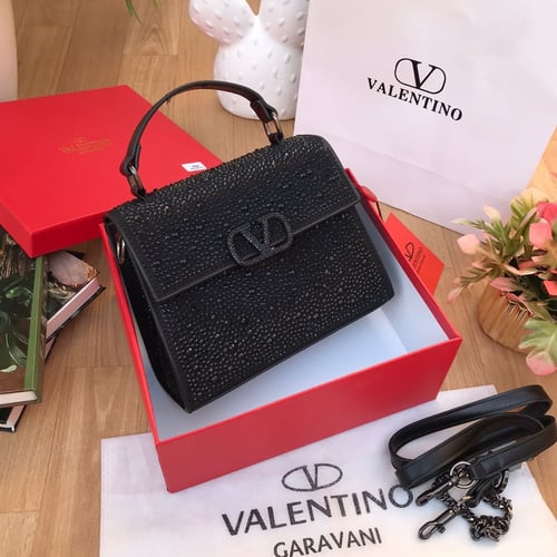 شنطة فالنتينو كرستال _أسود كامل