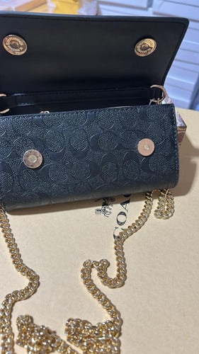 شنطة كوتش _ أسود نقش ( حجم صغير)