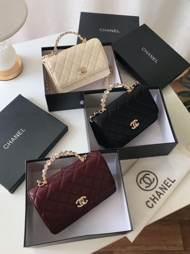 شنطة شانيل _ أبيض ( حجم صغير)