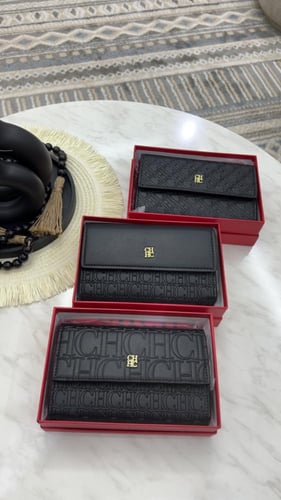 شنطة سي اتش _ أسود كتابه كبيره