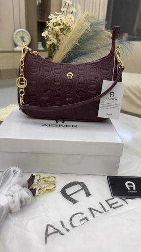 شنطة اقنر _ عنابي لمعه