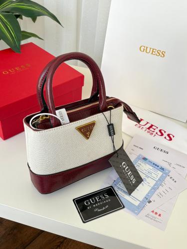 شنطة جيس _ عنابي وبيج ذهبي