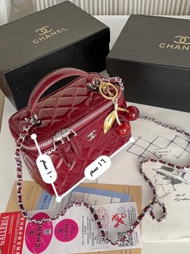 شنطة شانيل _ أسود لمعه ( حجم صغير)