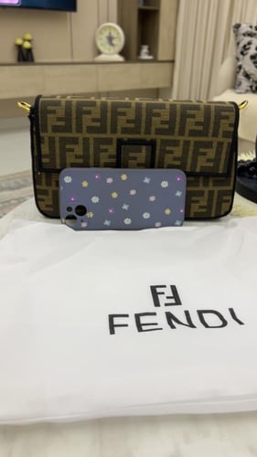 شنطة فندي _ بني ( حجم كبير )