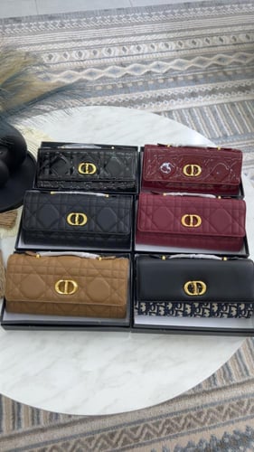 شنطة ديور _ عنابي لمعه