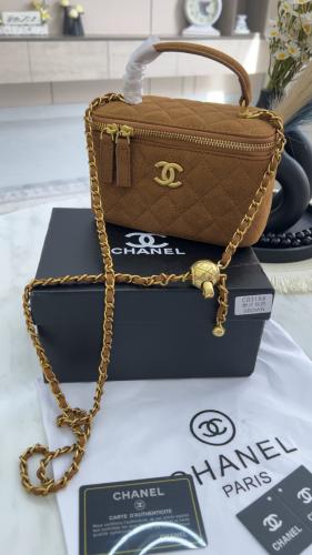 شنطة شانيل _ بني قماش