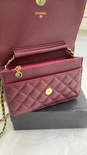 شنطة شانيل _ عنابي ذهبي