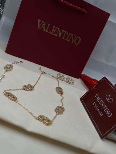 سلسال فالنتينو مع جميع الملحقات