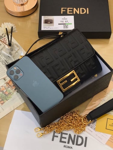 شنطة فندي _أسود