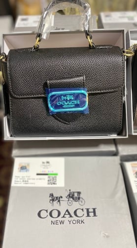 شنطة كوتش _ أسود كامل