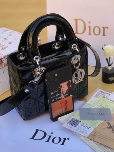 شنطة ديور جلد _أسود (حجم وسط) فضي