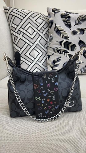 شنطة كوتش _ أسود فضي