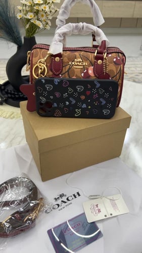 شنطة كوتش _ كحلي