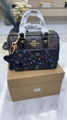 شنطة كوتش _ أبيض