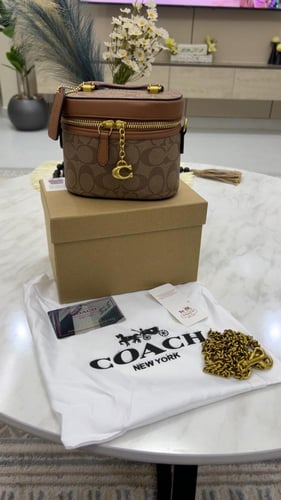 شنطة كوتش _ جملي ذهبي