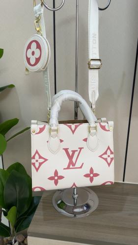 شنطة لويس فيتون _ وردي