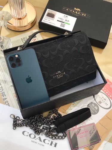 شنطة كوتش _أسود